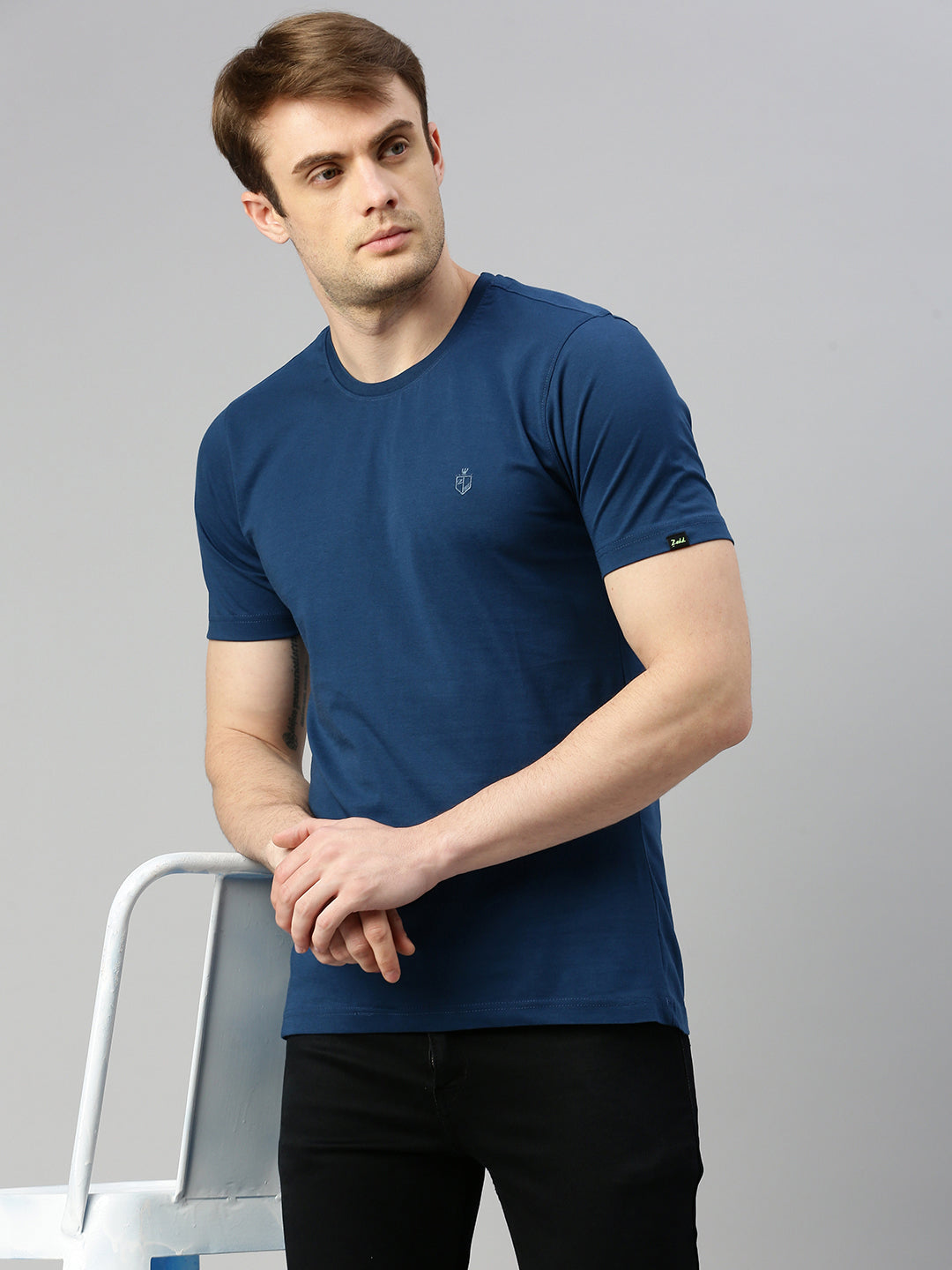 SOLID BLUE TSHIRT
