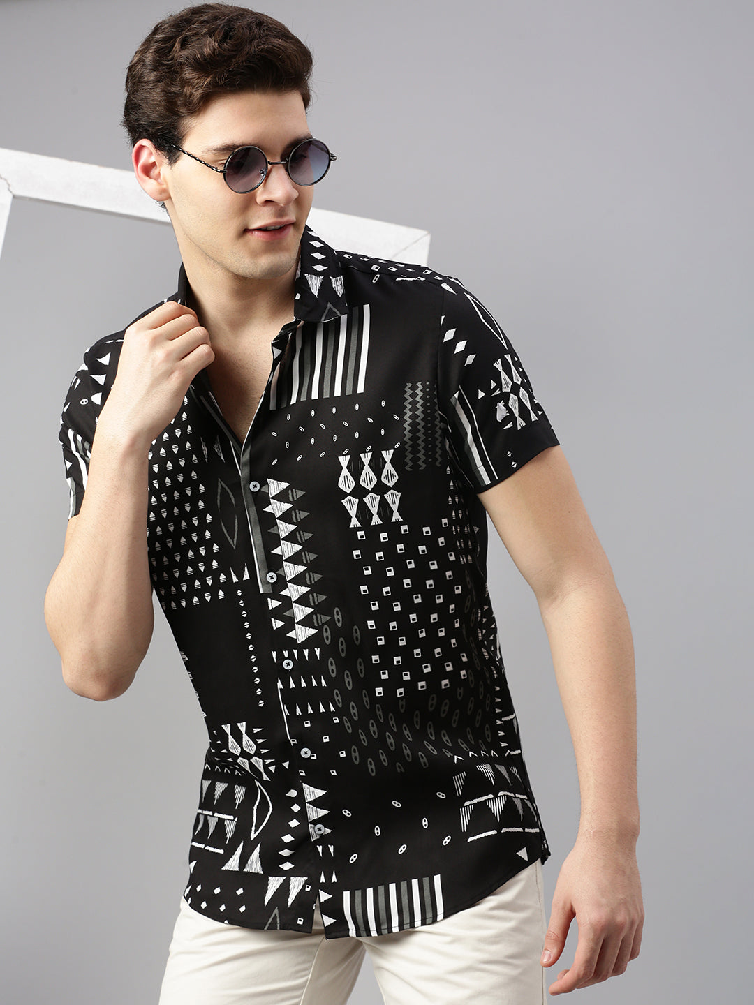 Relaxed Fit Geometric Printed Casual Shirt