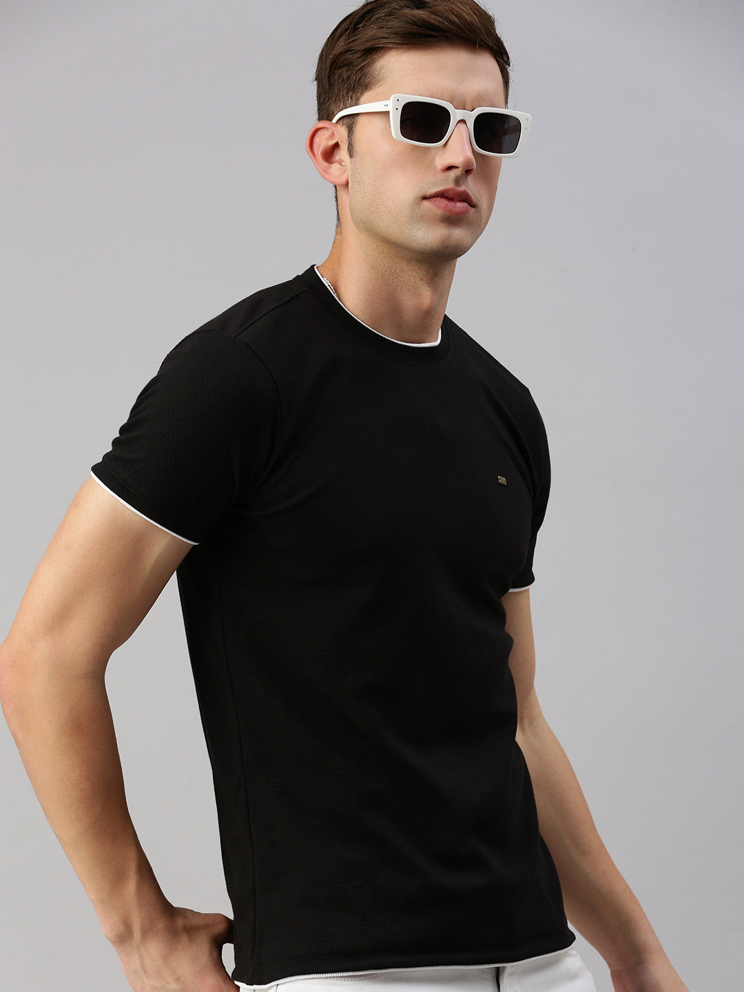 Round Neck Knitted Casual T-shirt