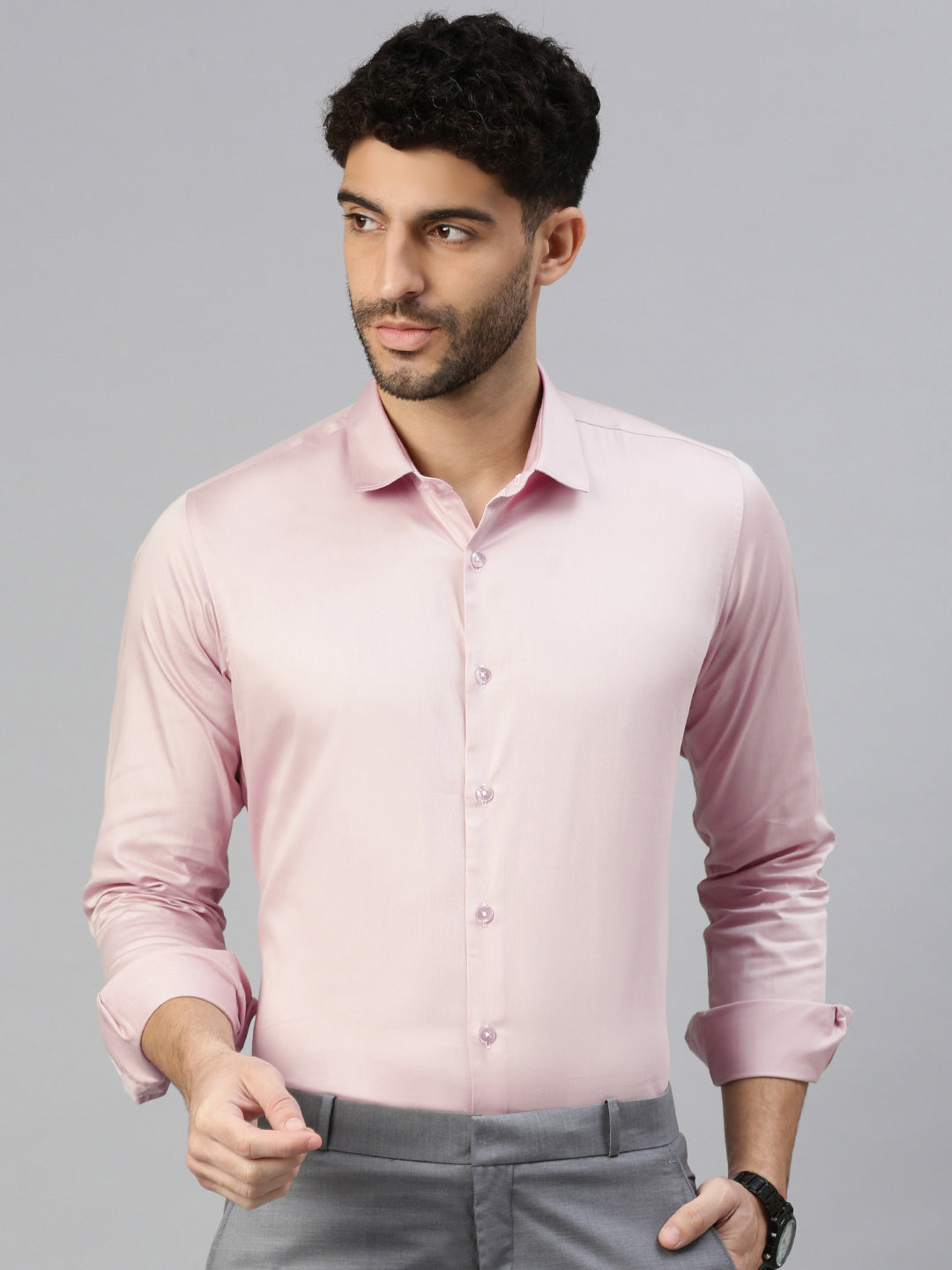 Giza Satin Essential Shirt in Pastel Peach