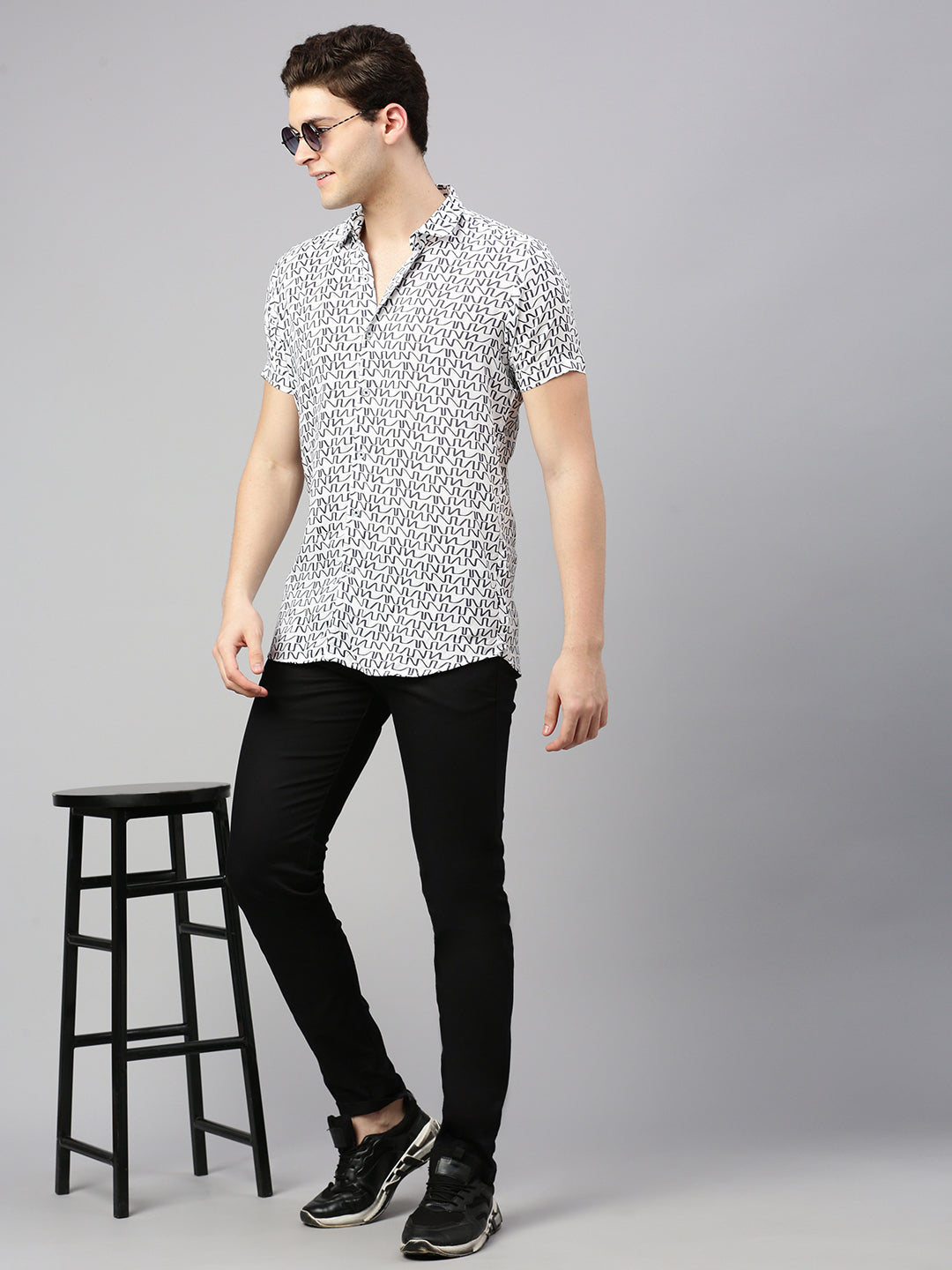 Relaxed Fit Geometric Printed Casual Shirt