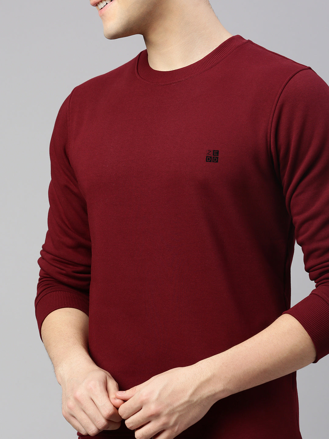 Round Neck Cotton Fleece Pullover Sweatshirt