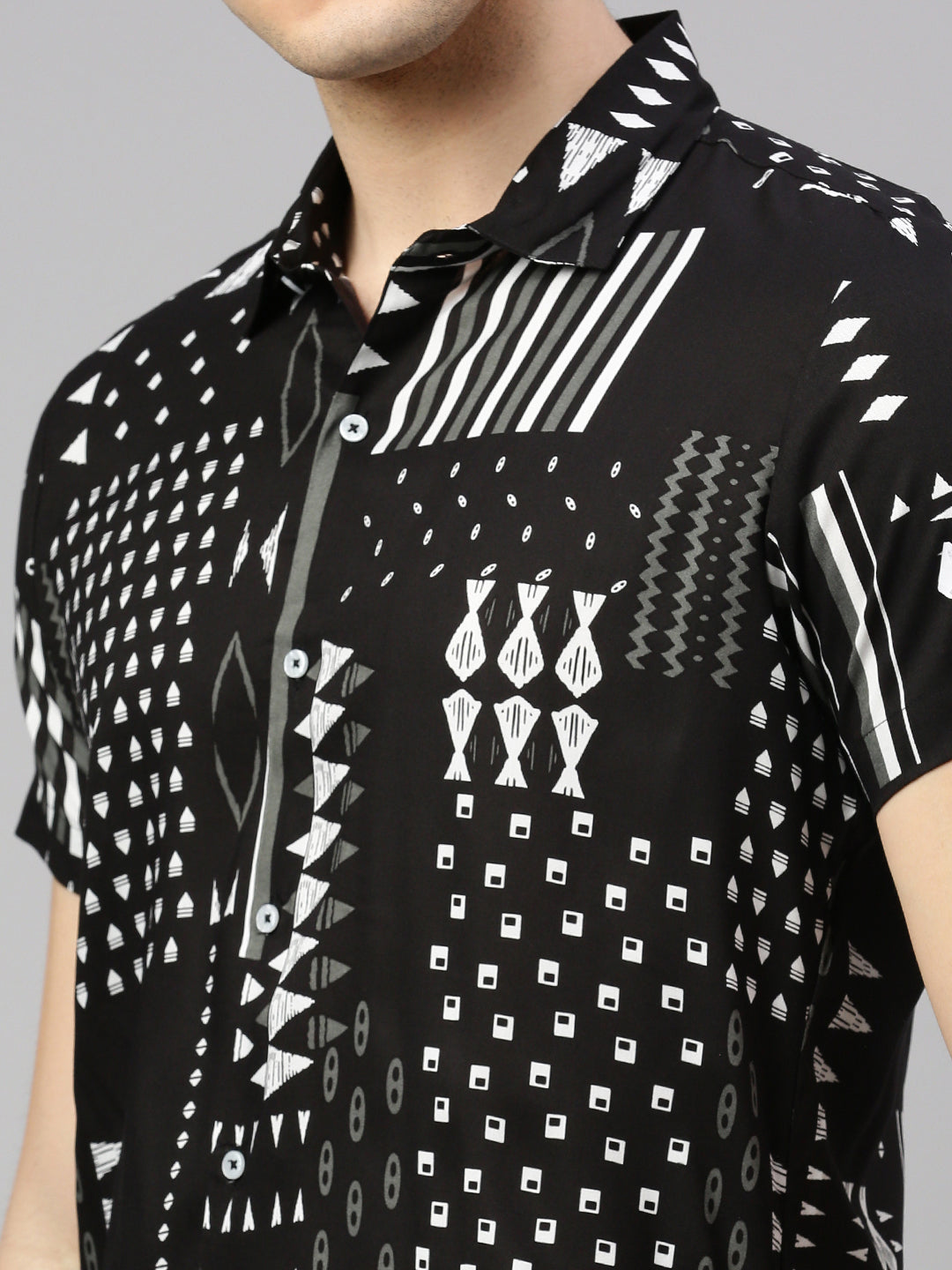 Relaxed Fit Geometric Printed Casual Shirt