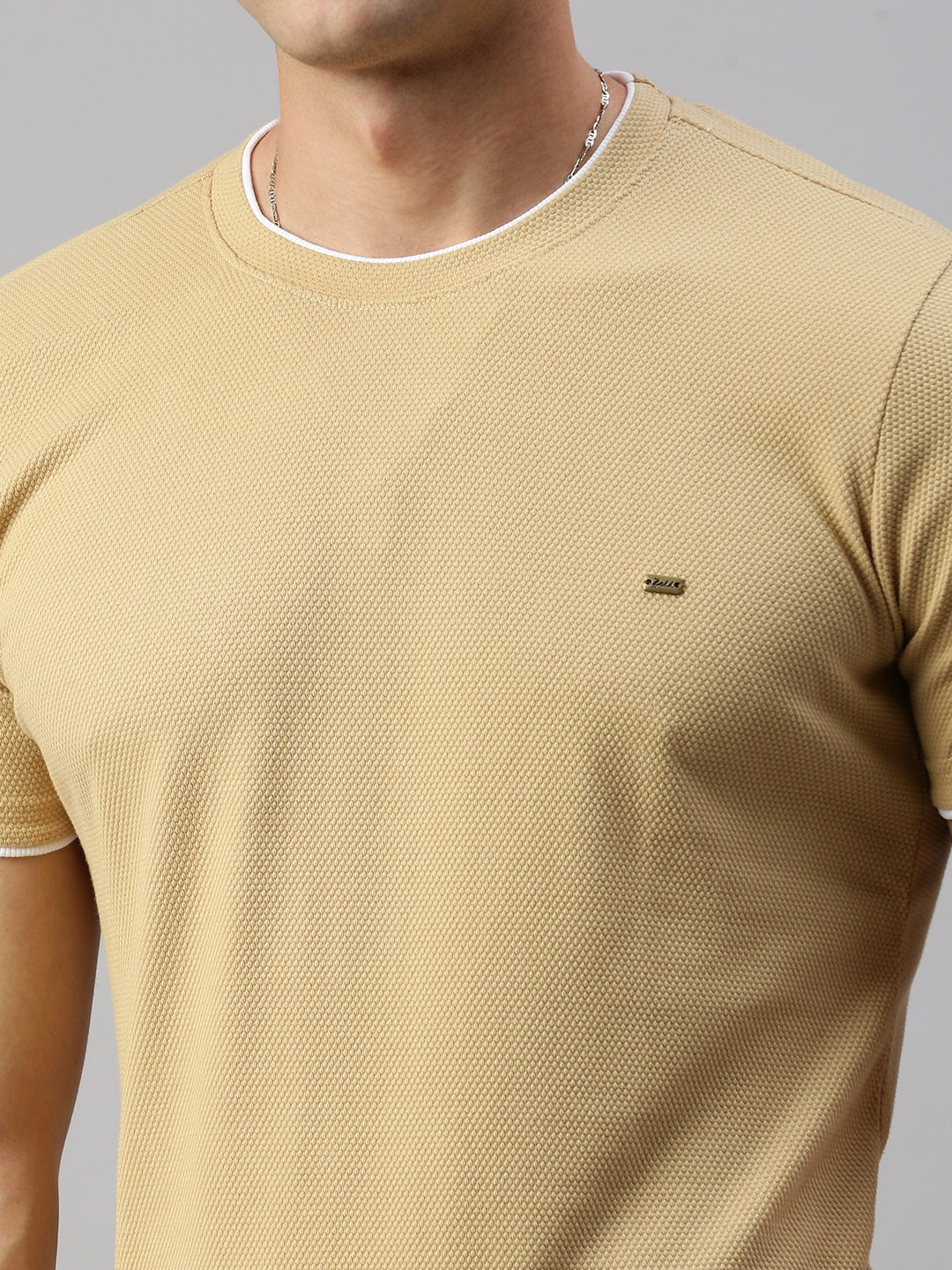 Round Neck Knitted Casual T-shirt