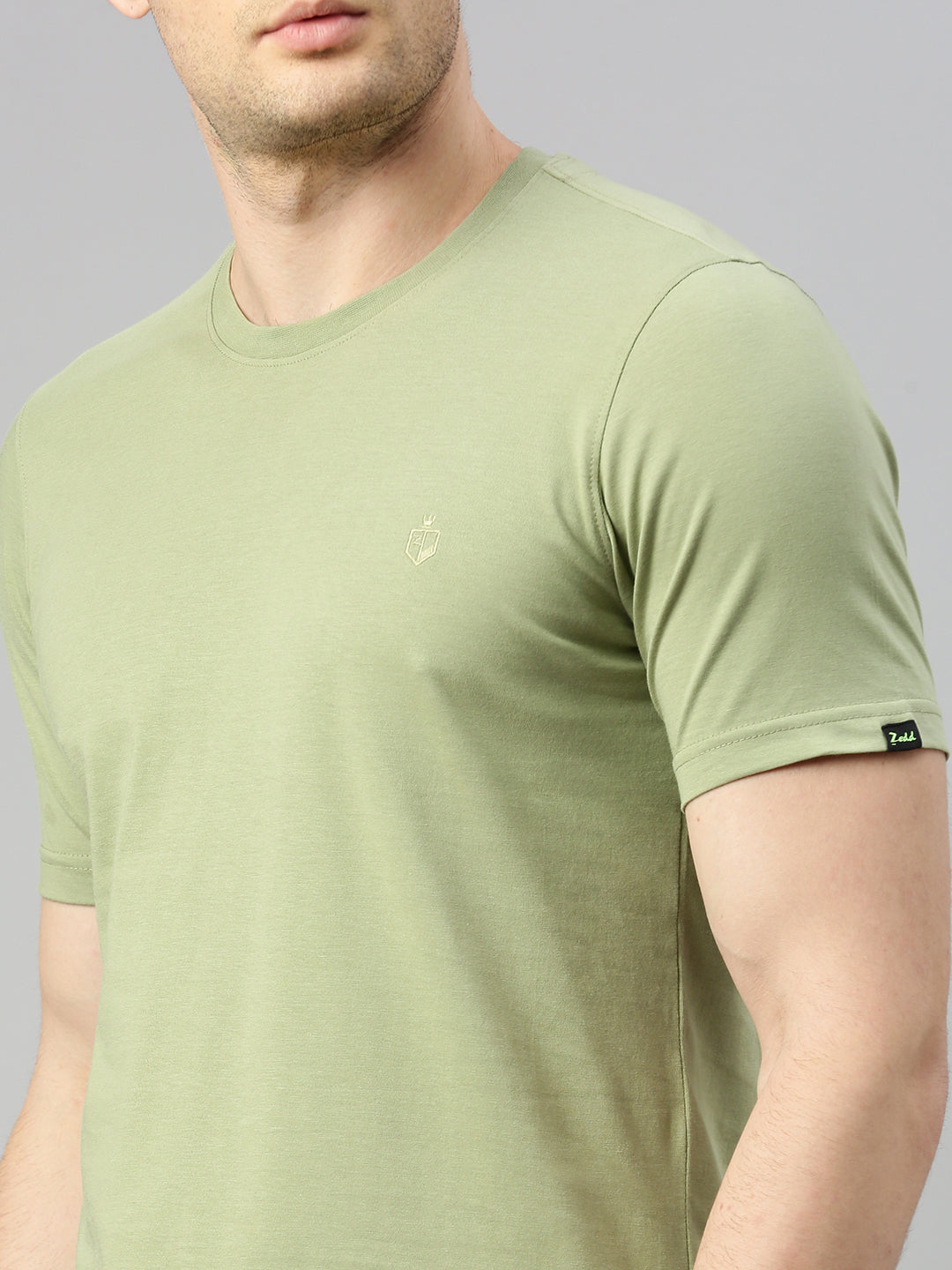 PALE GREEN TSHIRT