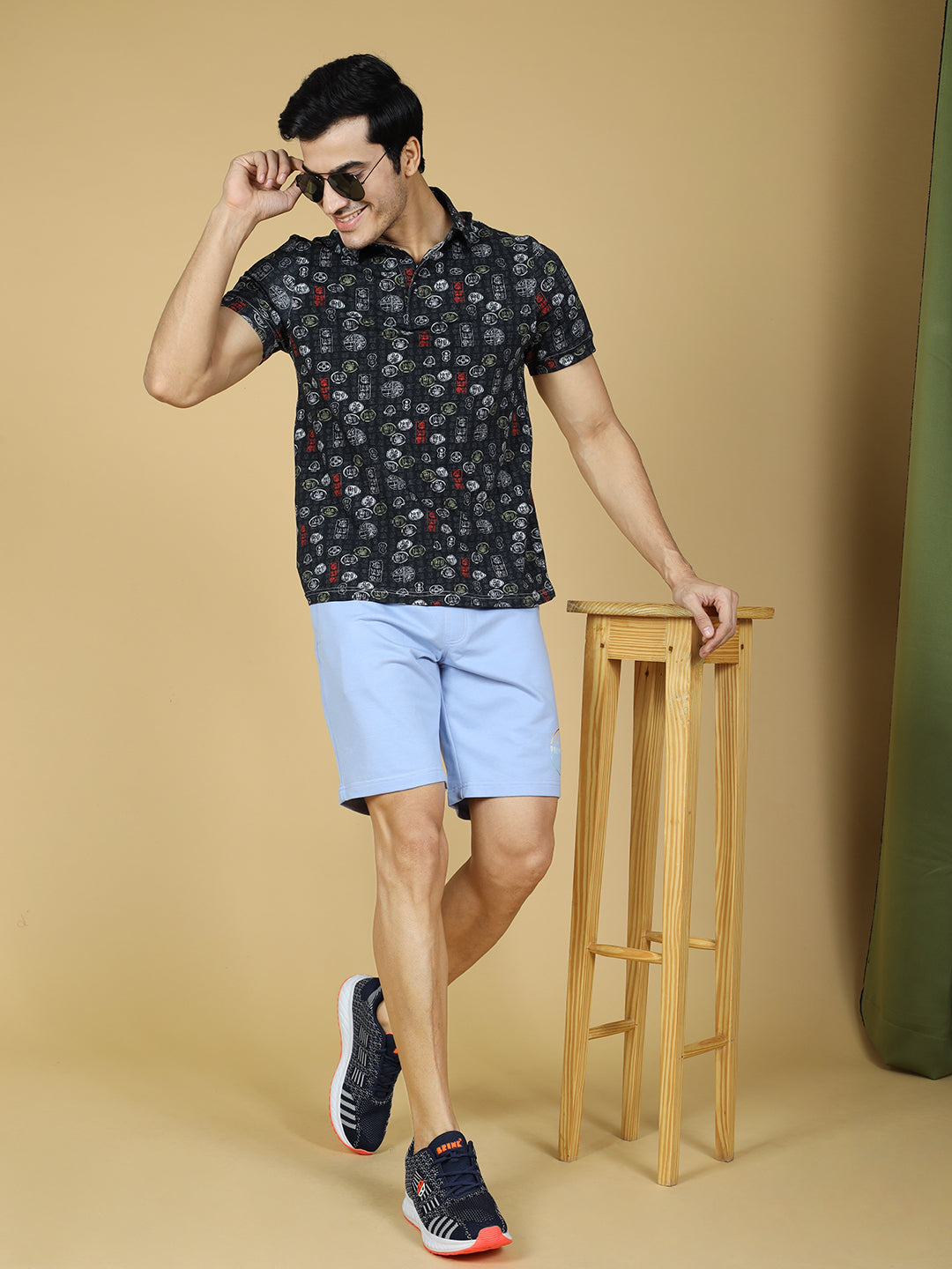 Regular Fit Mid-Rise Cotton Sports Shorts